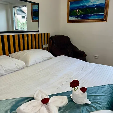 Grand Cesar Apartman Bled